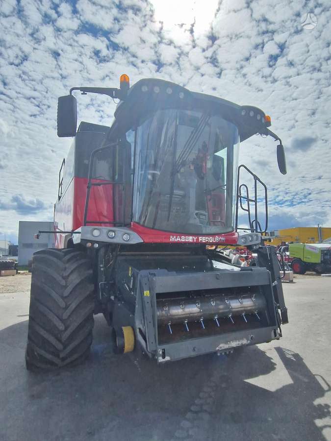 Massey Ferguson 7370 BETA, combine harvesters