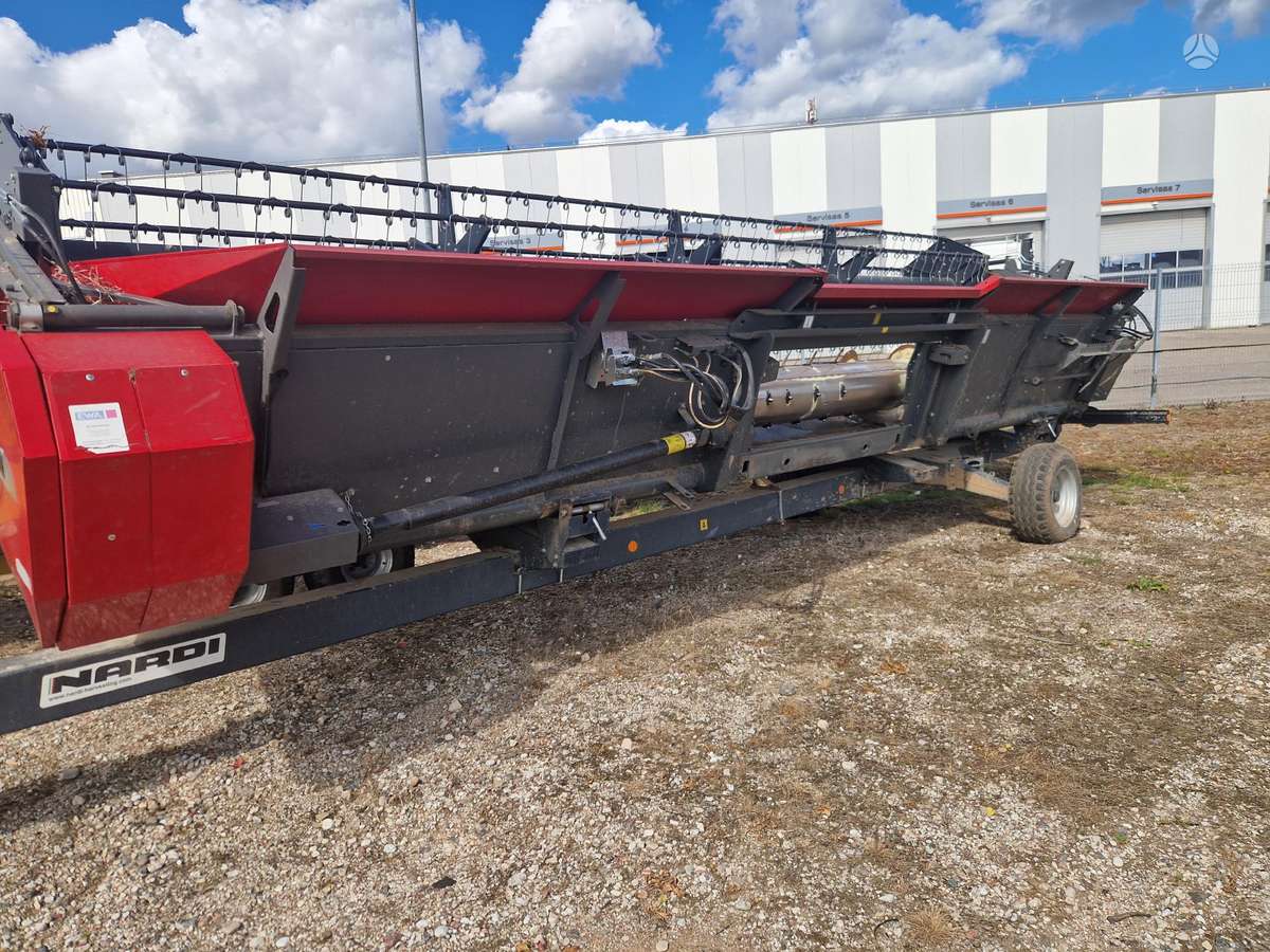 Massey Ferguson 7370 BETA, combine harvesters