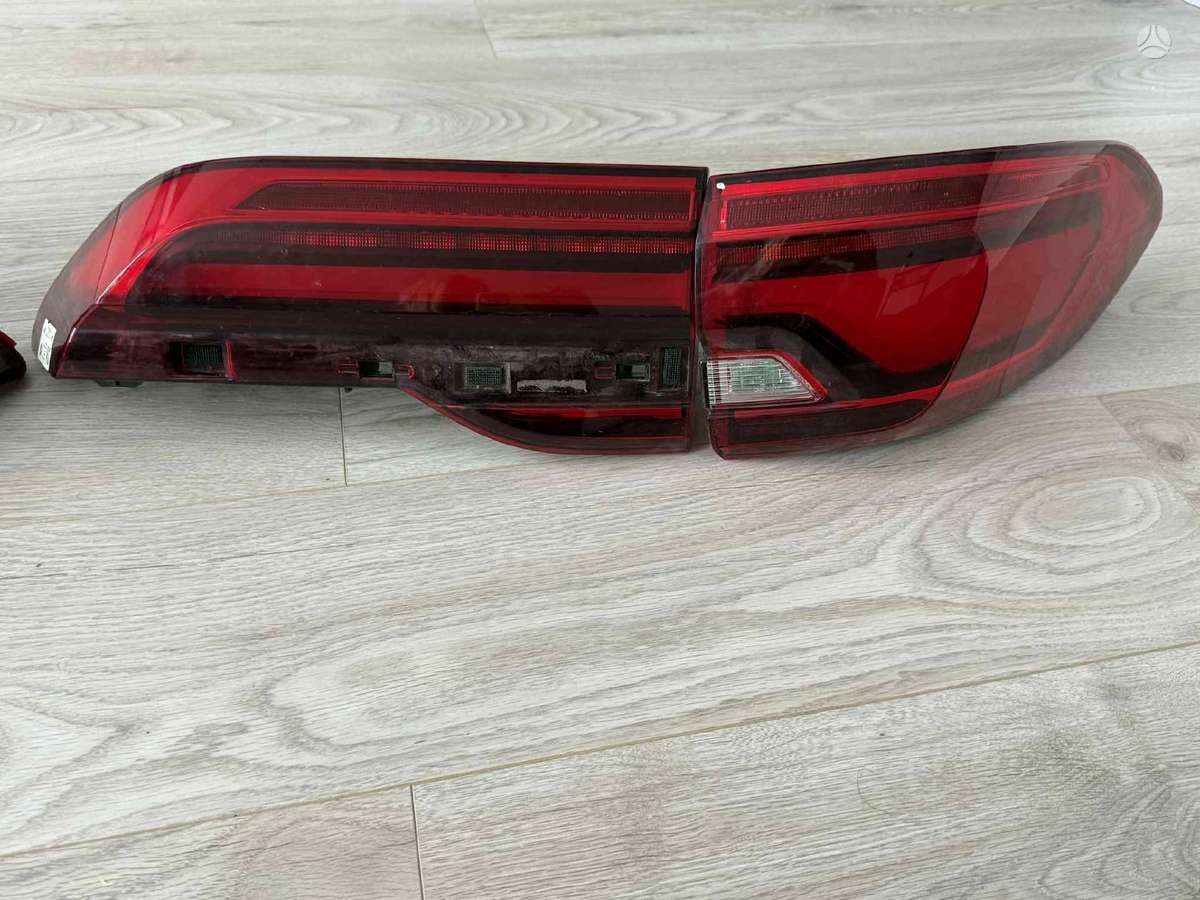 BMW X7 body parts