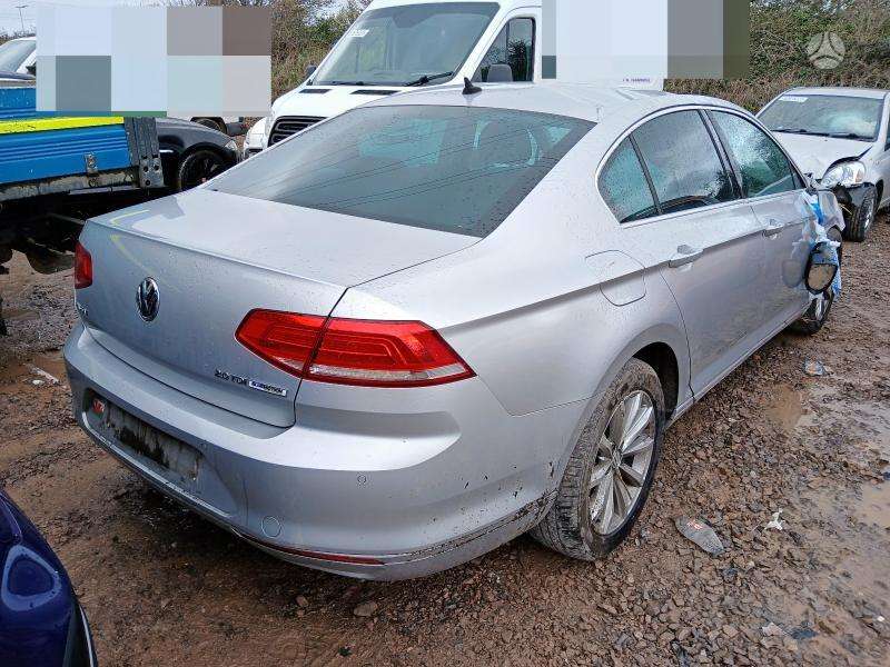 Volkswagen Passat, CRL