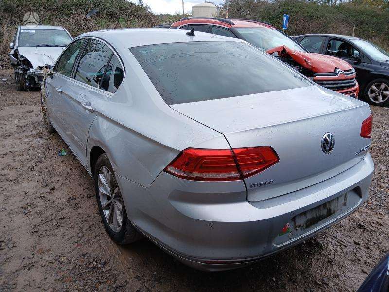 Volkswagen Passat, CRL