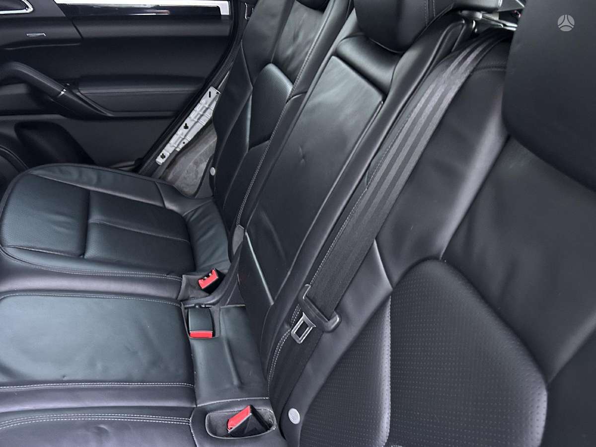 Porsche Cayenne, cgf, по частям