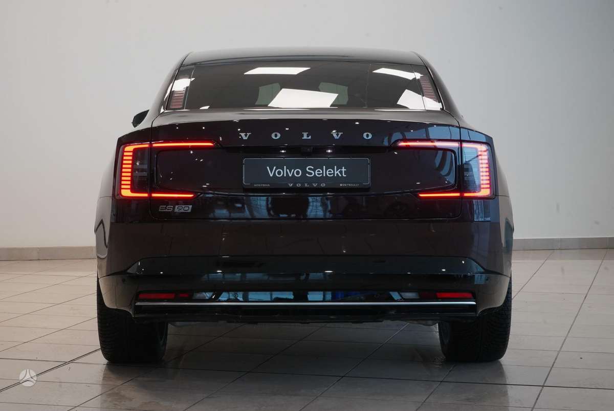Volvo ES90 - 6