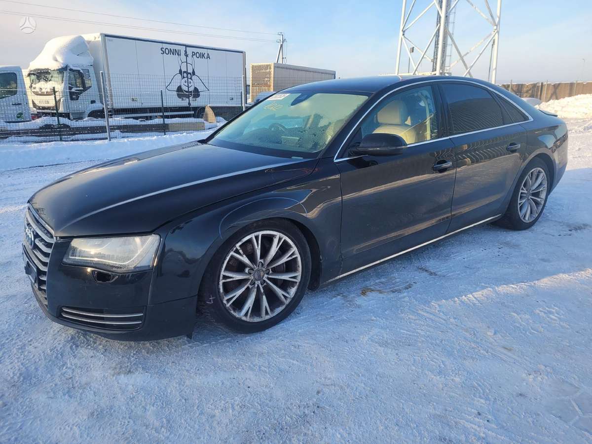 Audi A8