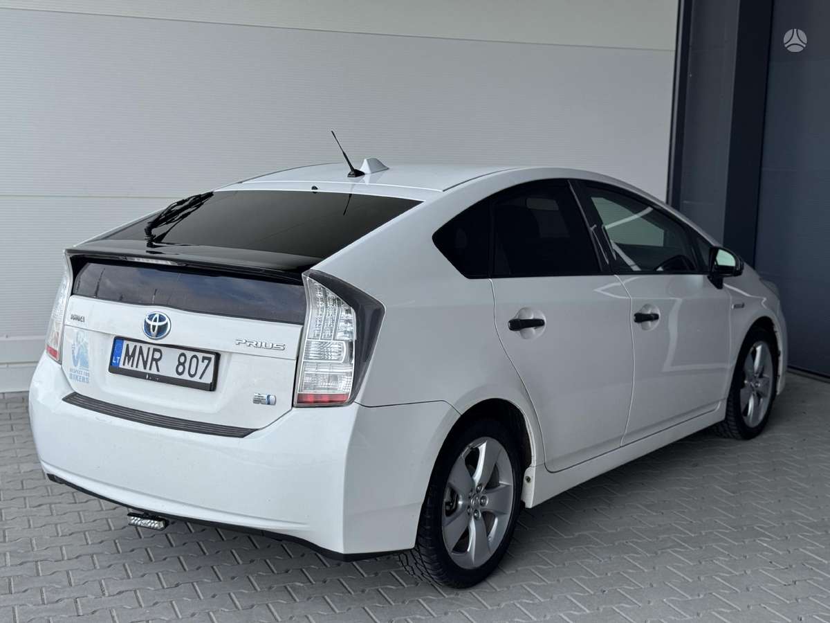 Toyota Prius - 6