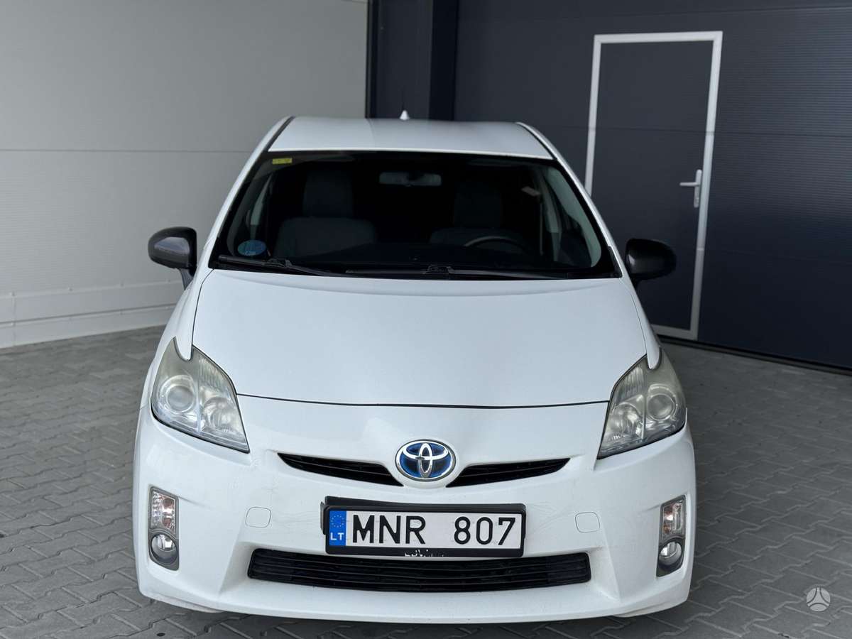 Toyota Prius - 2