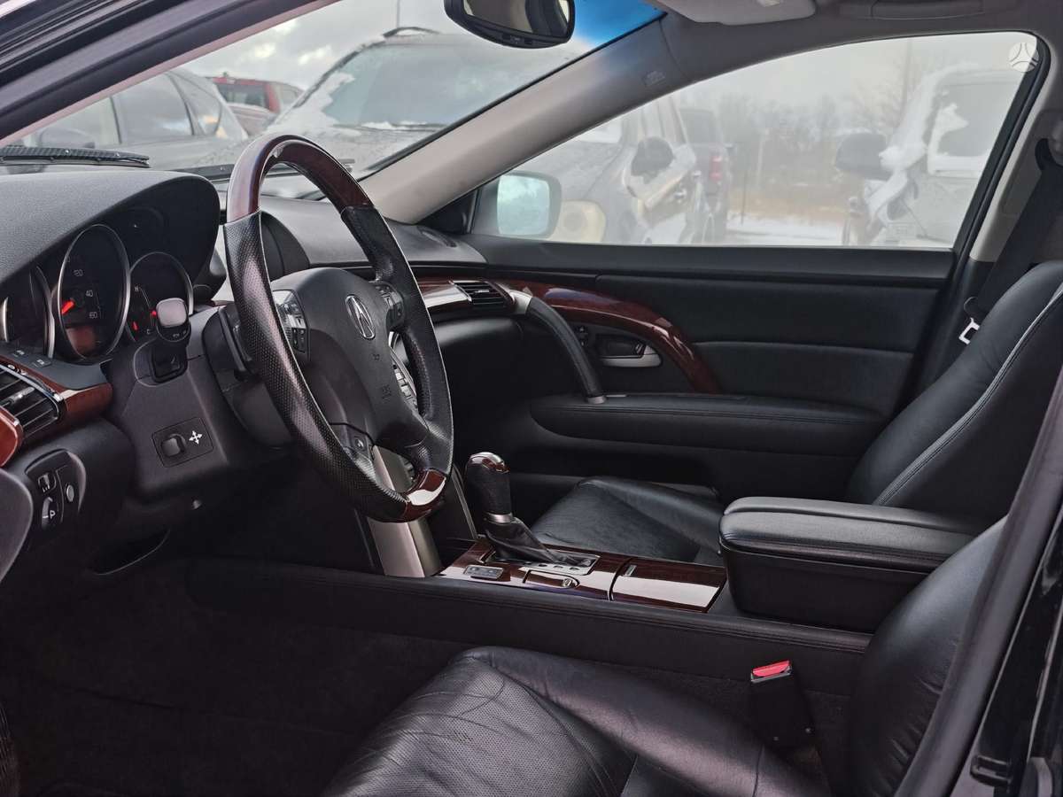 Acura RL, 3.7 l., Седан