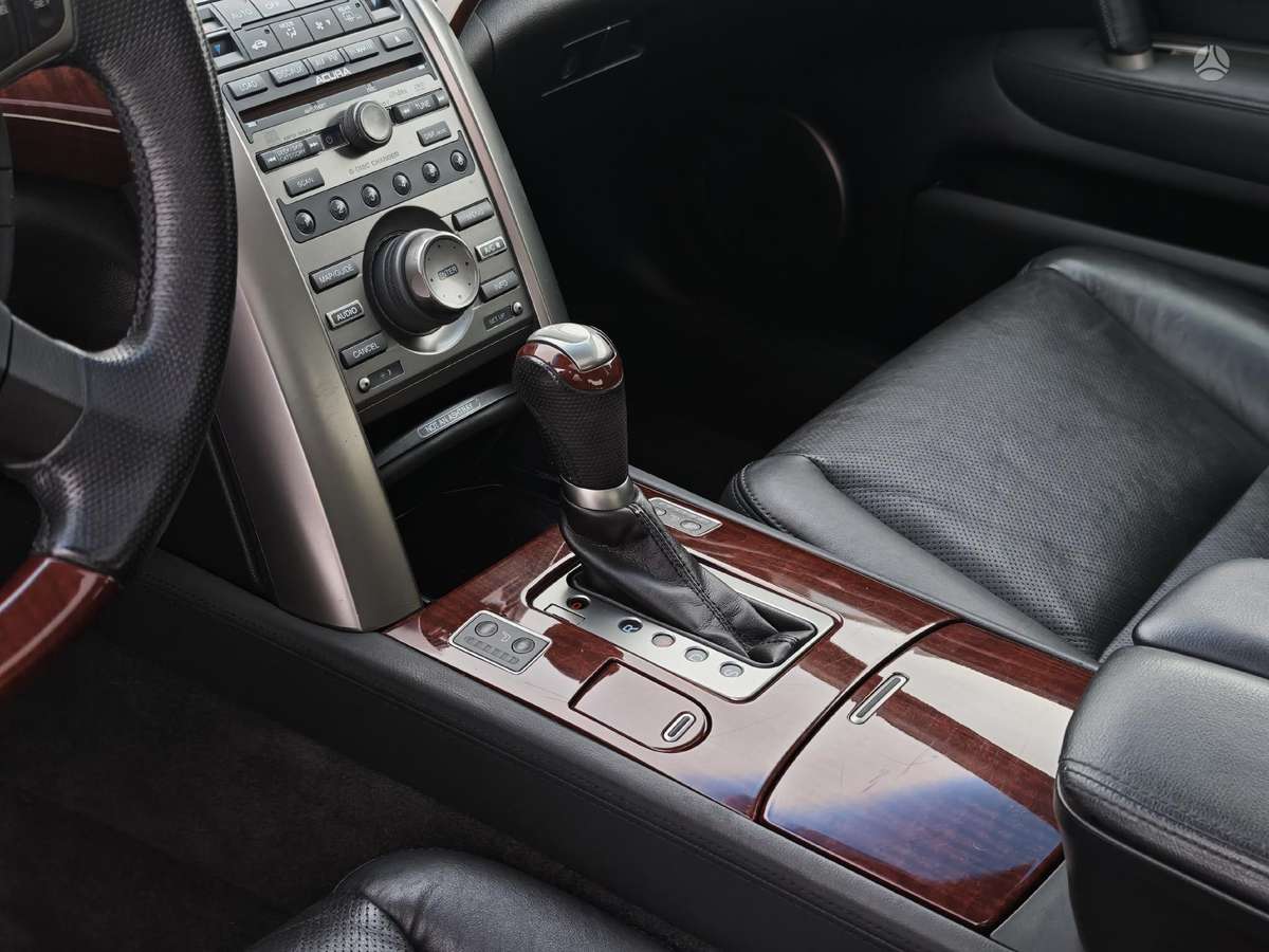 Acura RL, 3.7 l., Седан