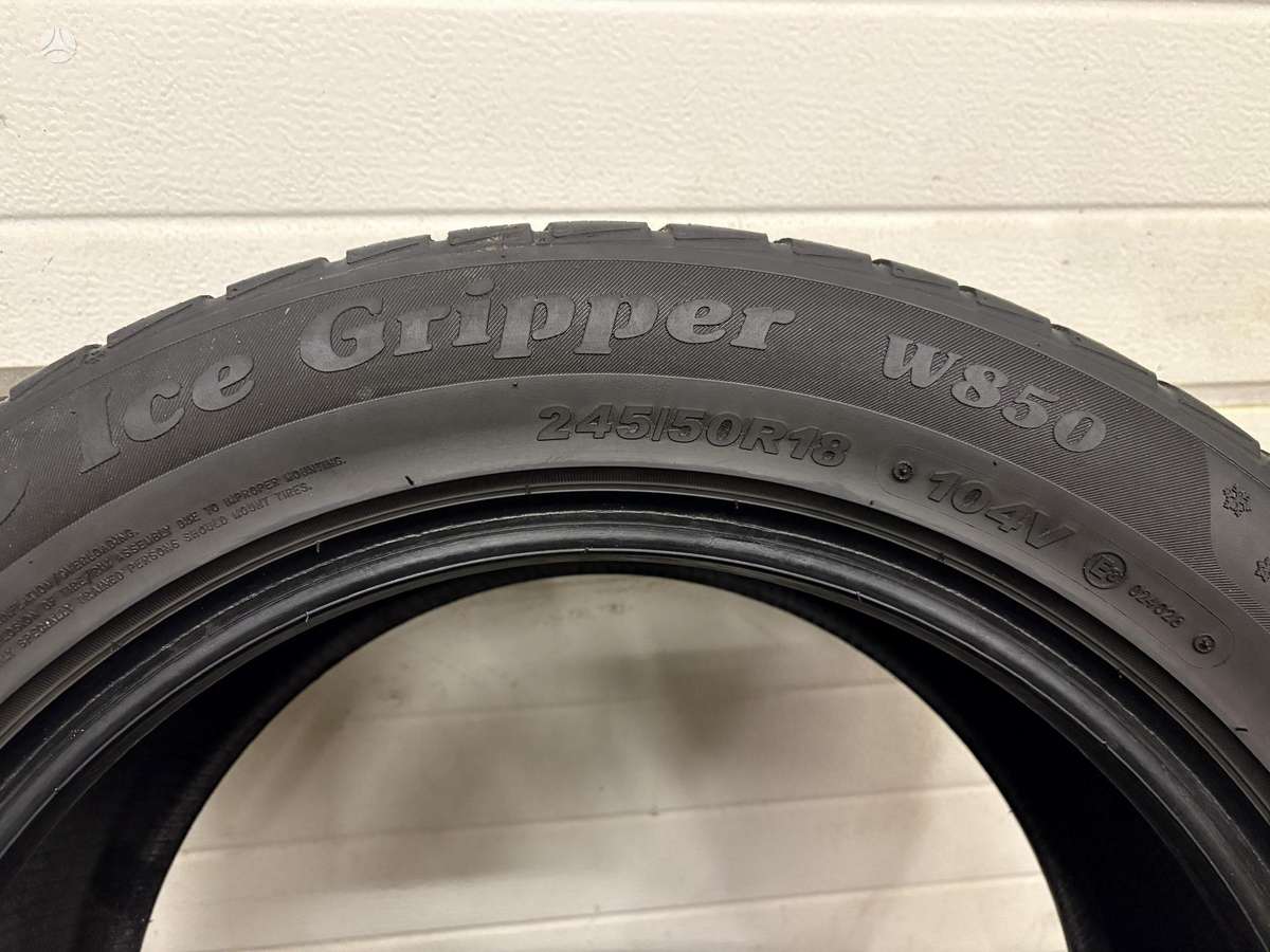 Starmaxx Ice Gripper, всесезонные 245/50 R18