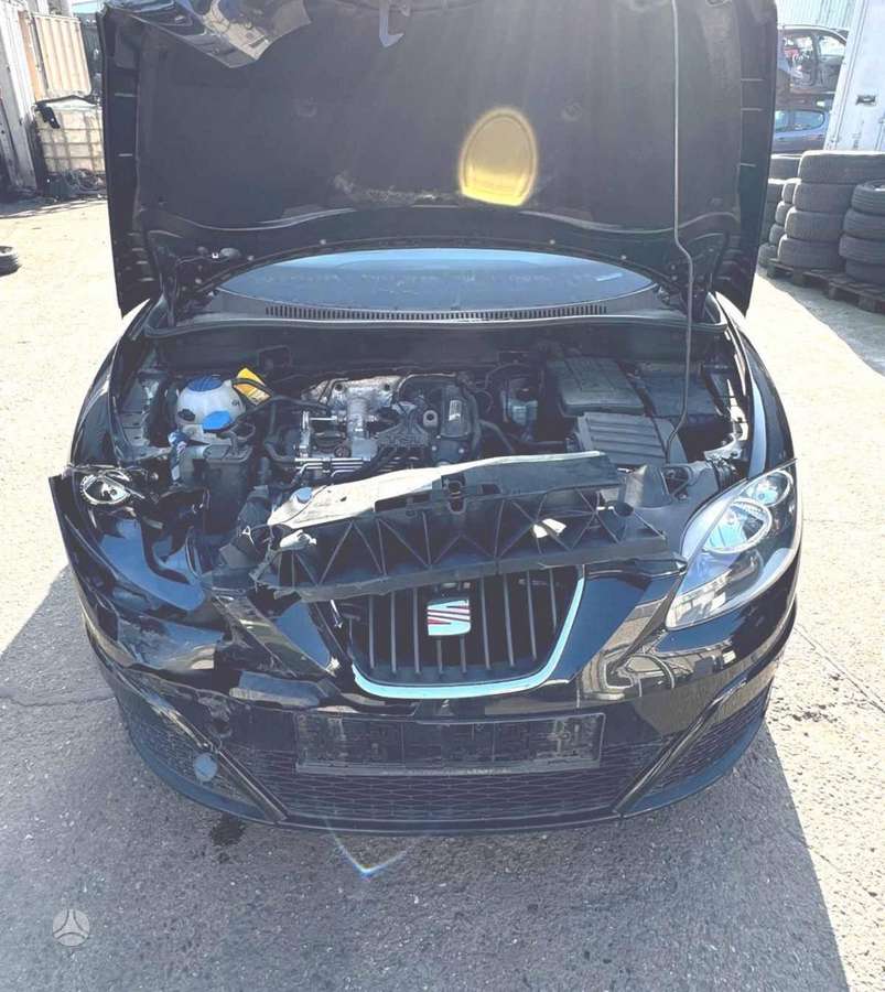 Seat Altea Vokiši auto dalimis