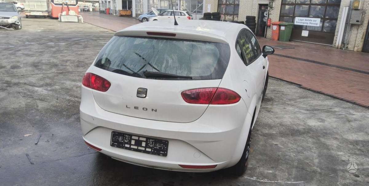 Seat Altea Vokiši auto dalimis