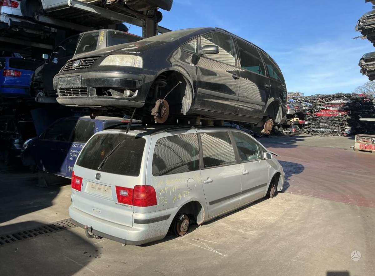Seat Altea Vokiši auto dalimis
