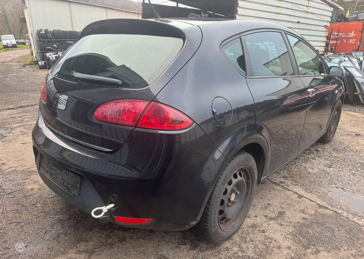Seat Altea Vokiši auto dalimis