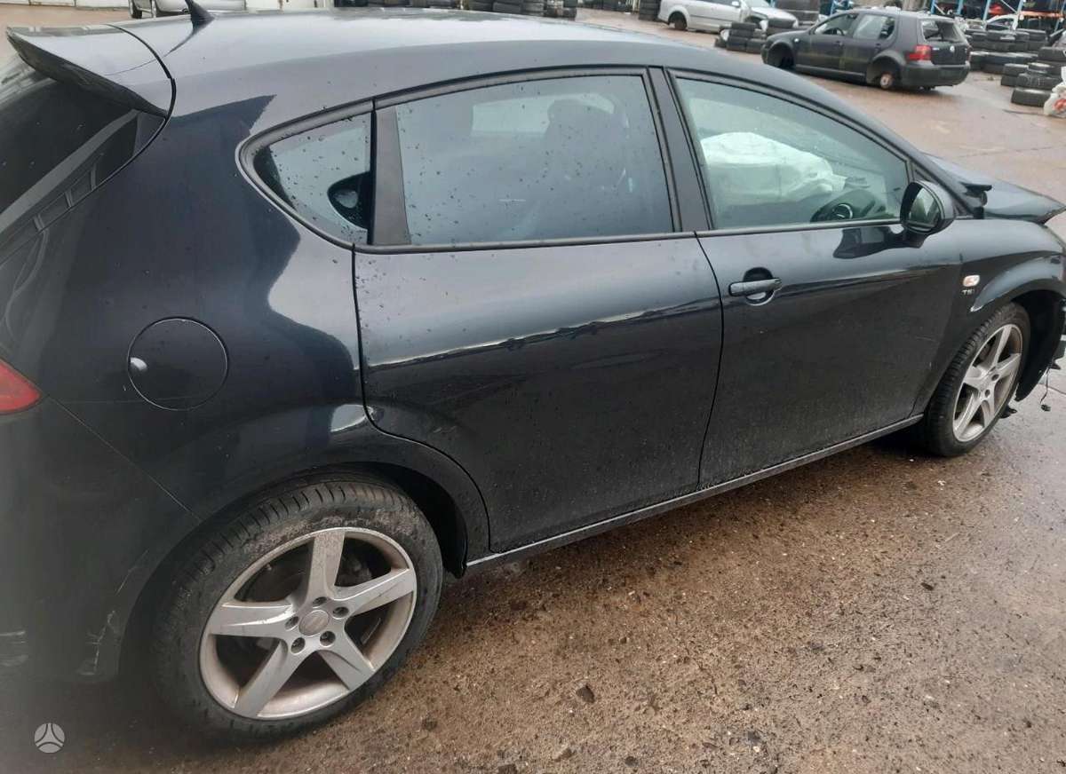 Seat Altea Vokiši auto dalimis