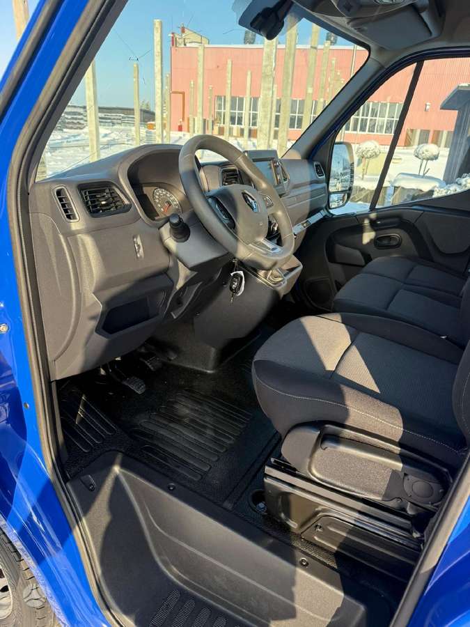 Renault Master, 2.3 l., cargo van 11