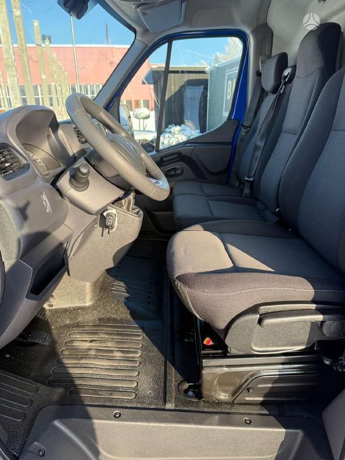 Renault Master, 2.3 l., cargo van 13