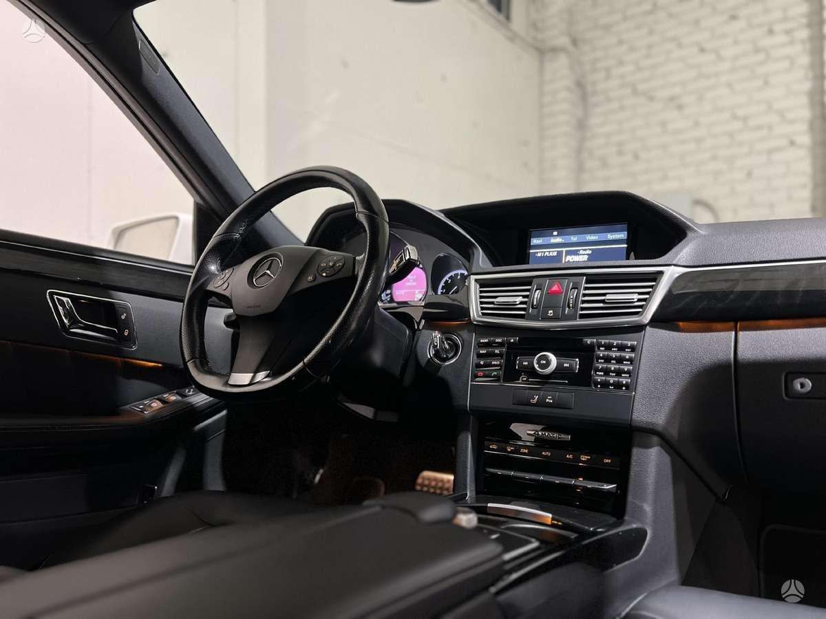 Mercedes-Benz E350, 3.0 l., Универсал