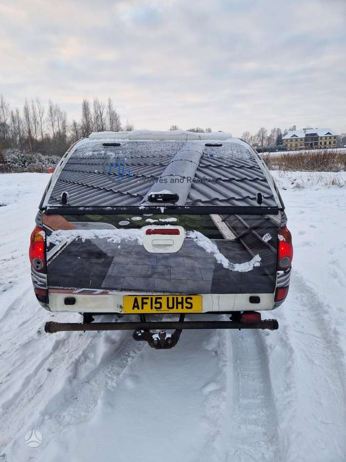 Mitsubishi L200, 2.4 l., pick-up 6