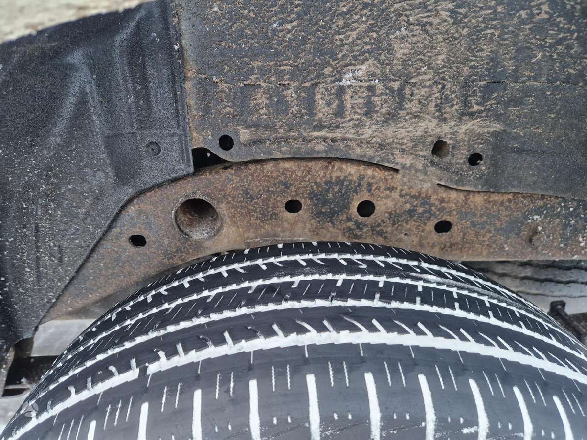 Mitsubishi L200, 2.4 l., pick-up 10