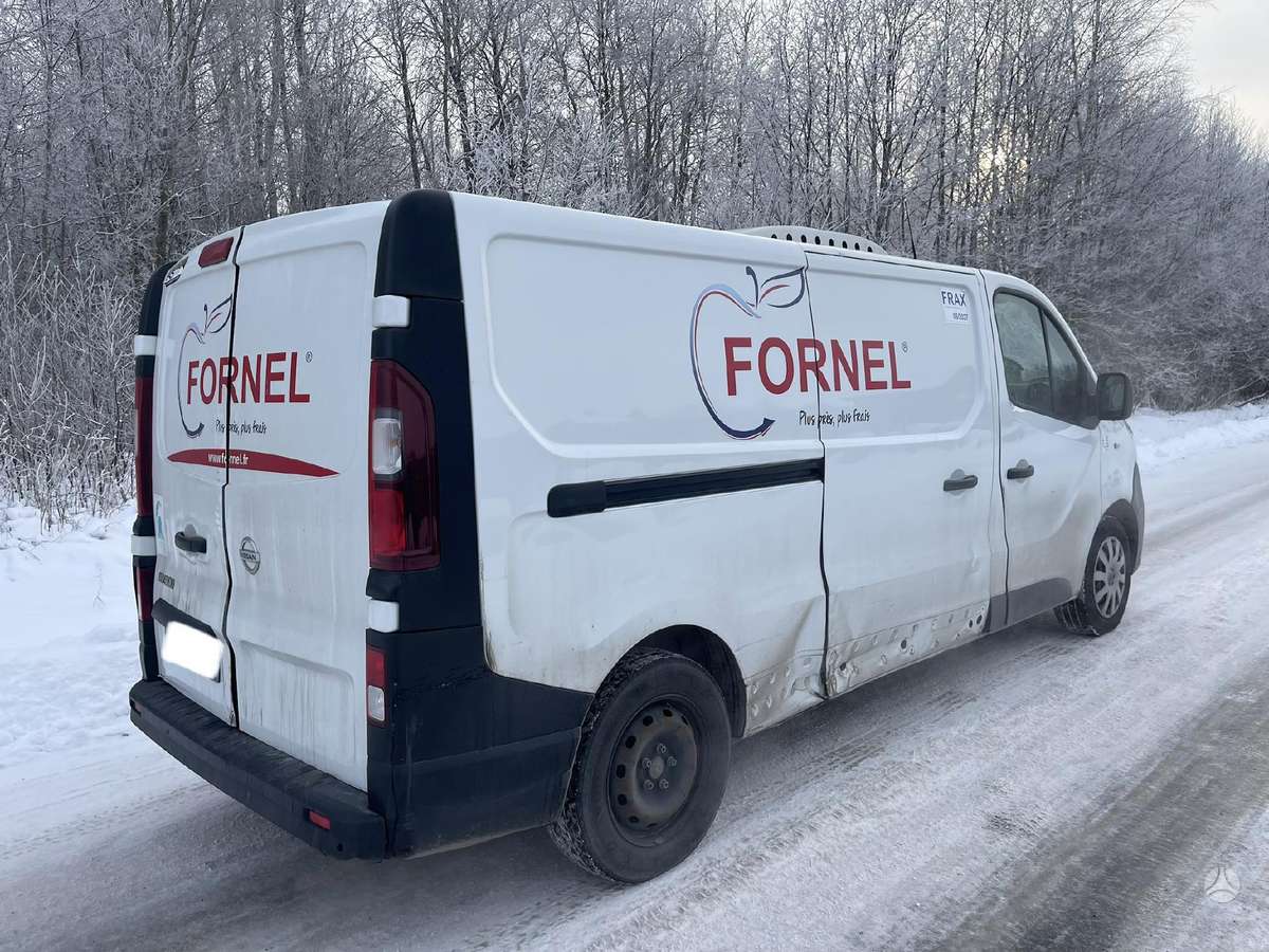 Nissan NV300, 1.6 l., cargo van 4