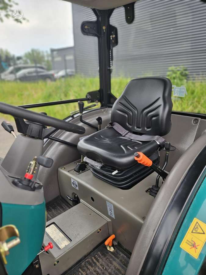 Aupax 2025 / M254, traktoriai