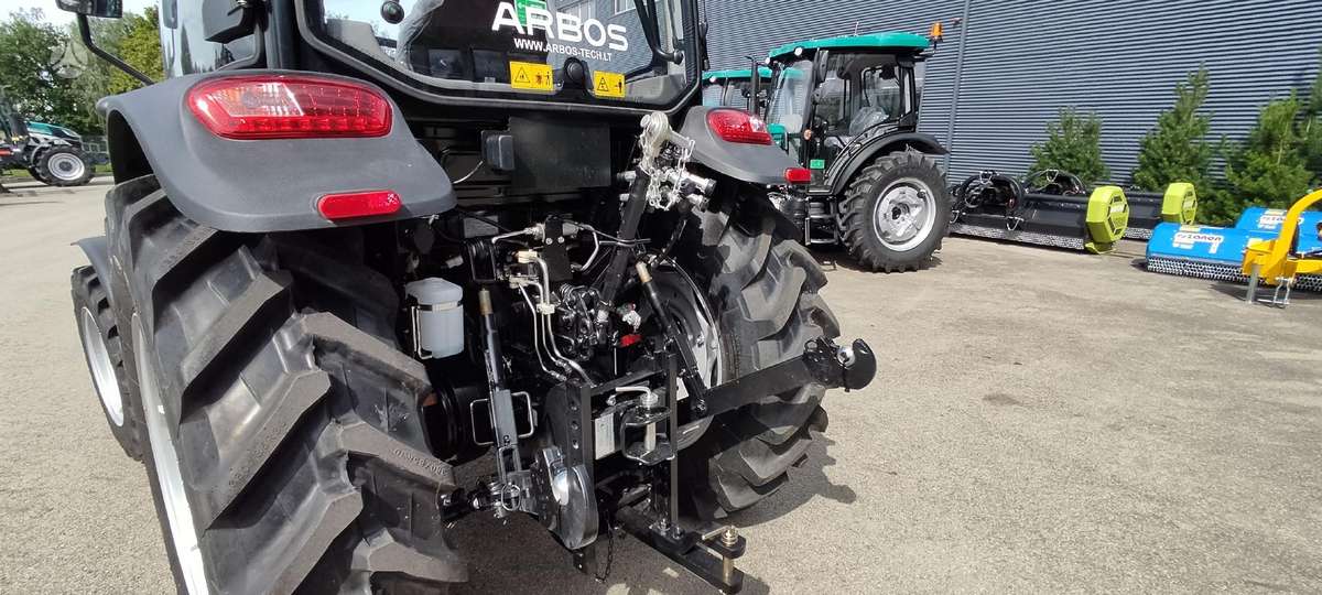 Aupax 3075 / M754, tractors