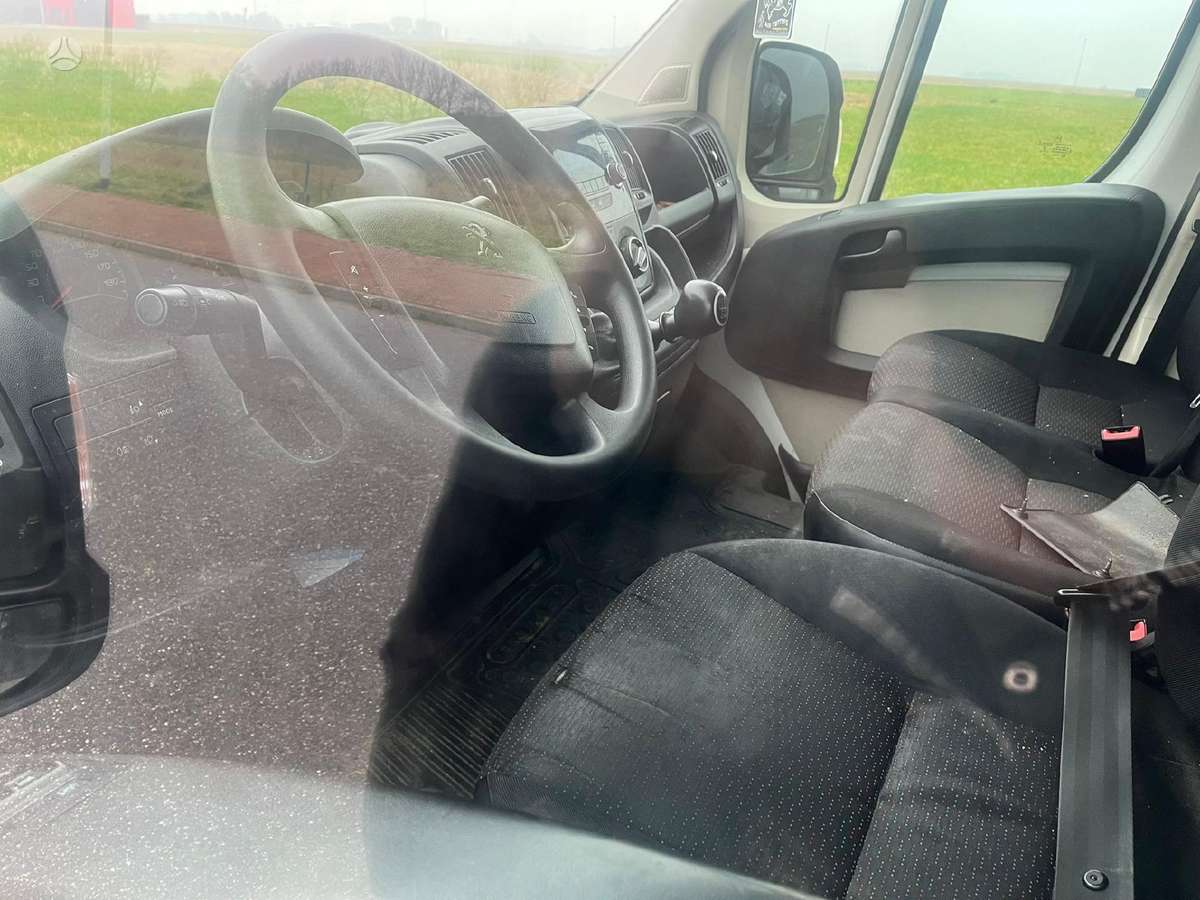 Peugeot Boxer, 2.0 l., cargo van 5