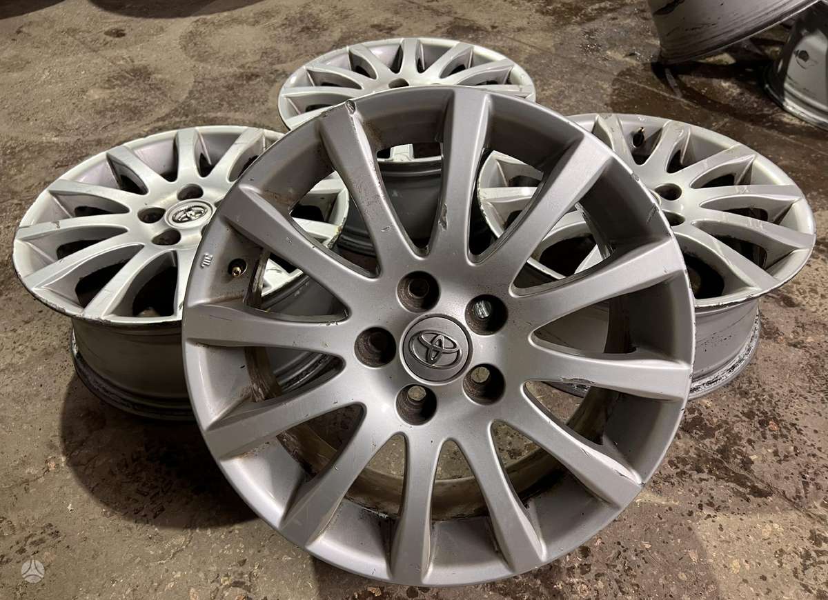 Toyota, lengvojo lydinio, R17