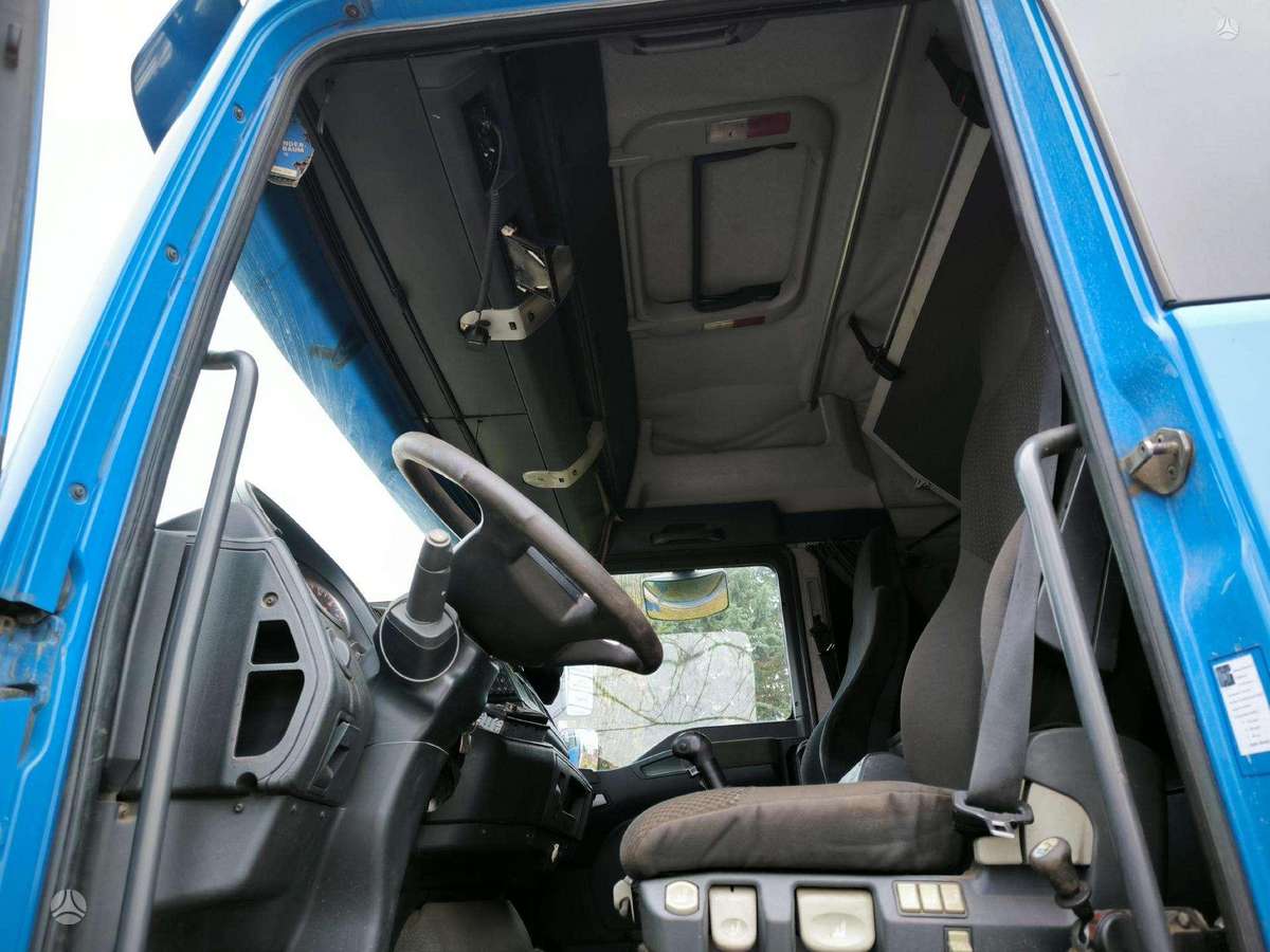 MAN TGA 26430, 2 miegamosios vietos