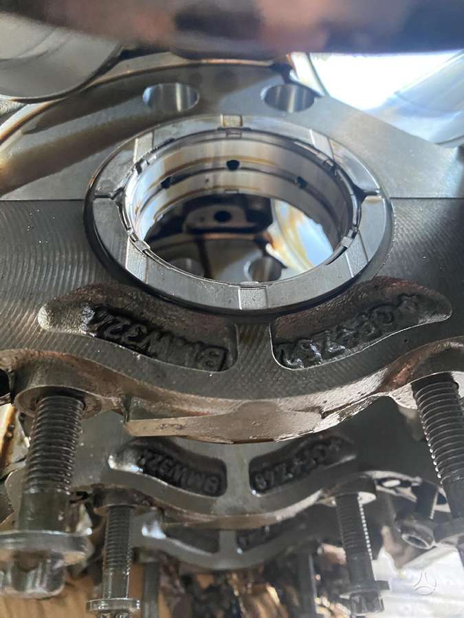 BMW X6, N63b44a, variklio detalės