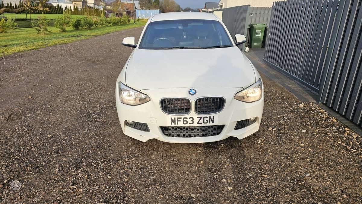 BMW 120