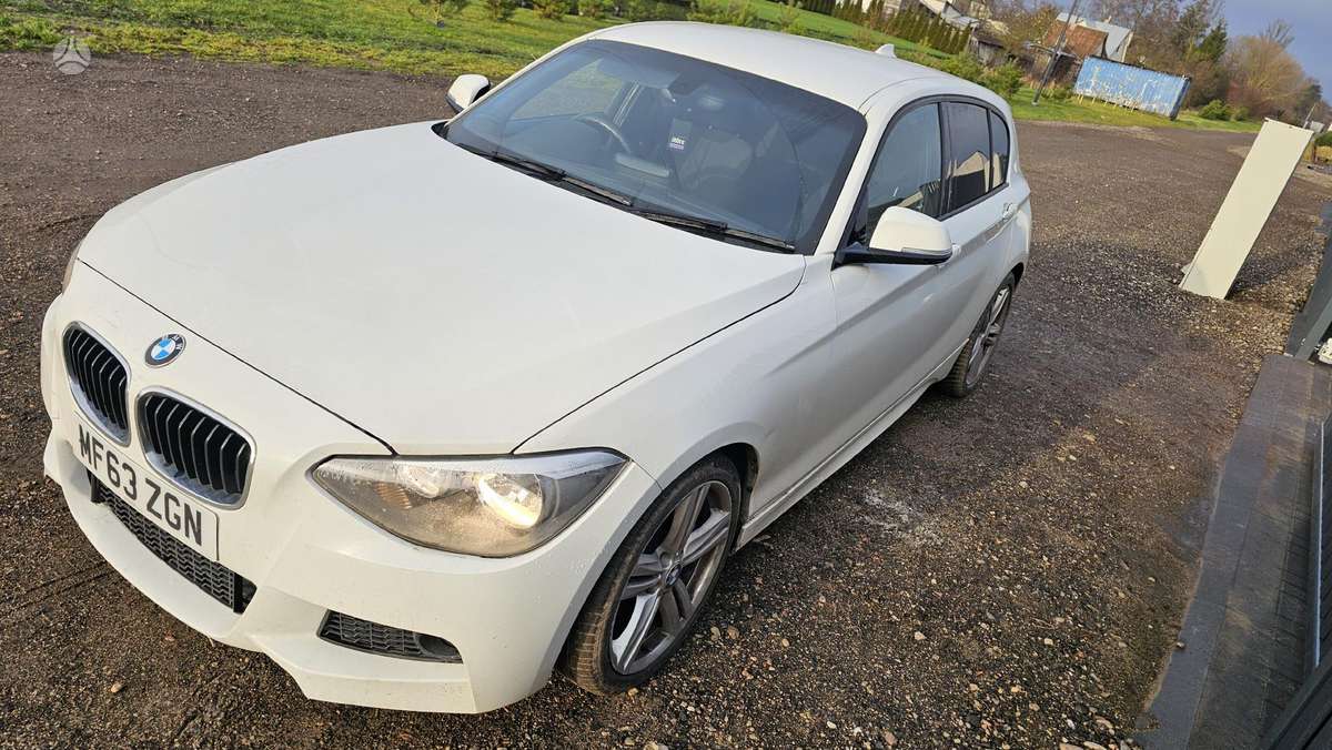 BMW 120