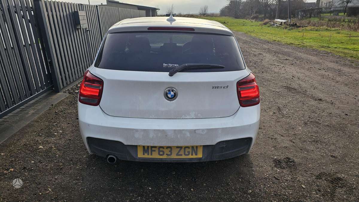 BMW 120