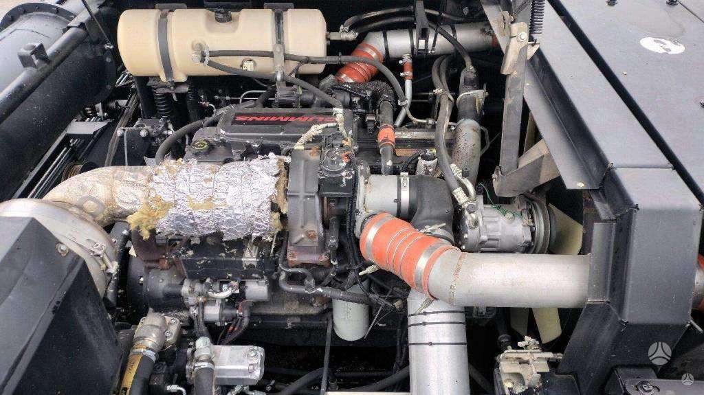 Rostselmash RSM 161, kombainai