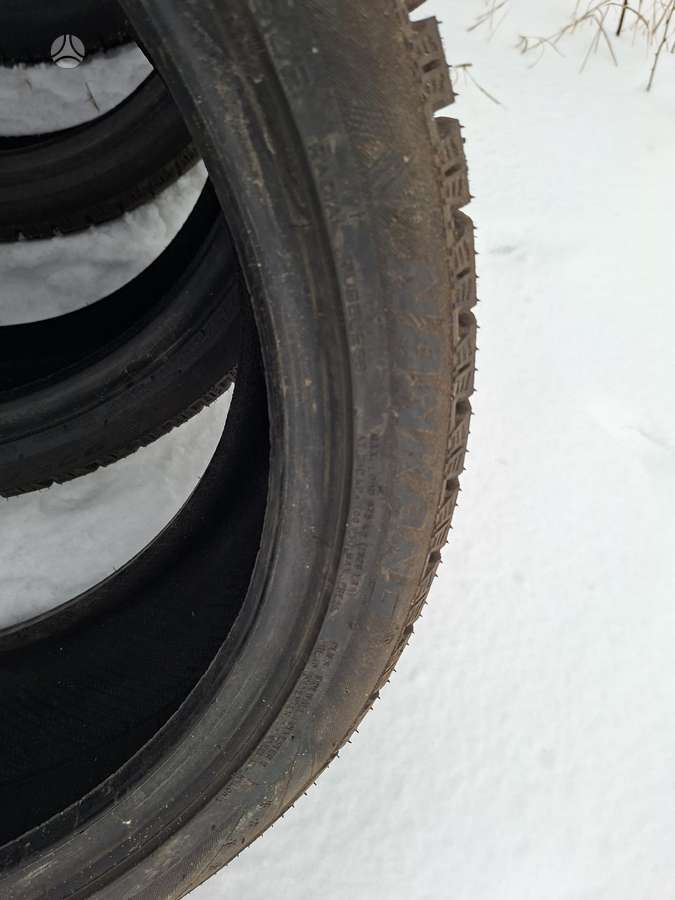 Nankang, winter 275/35 R21