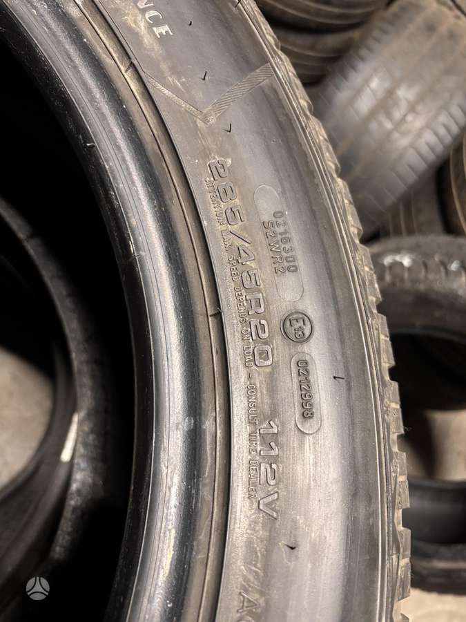 Goodyear UG Performance 8, зимние 285/45 R20