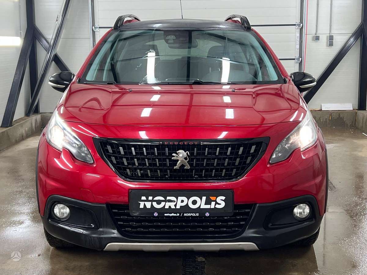 Peugeot 2008, 1.2 l., hatchback