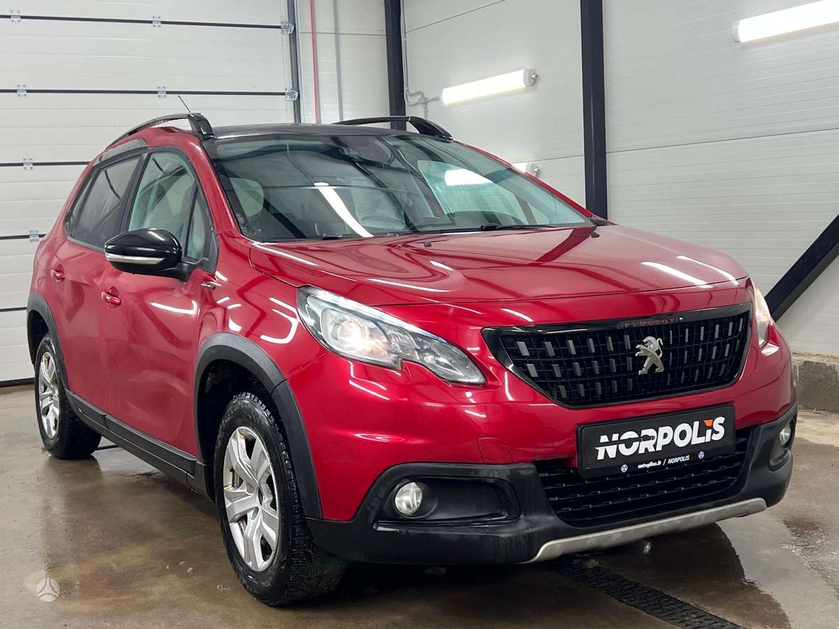 Peugeot 2008, 1.2 l., hatchback