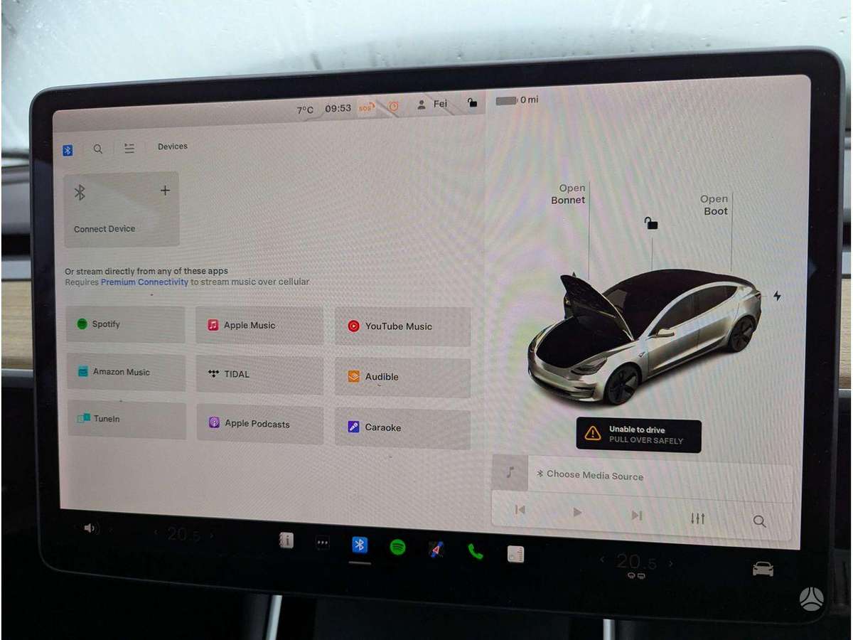 Tesla Model 3 двигатель