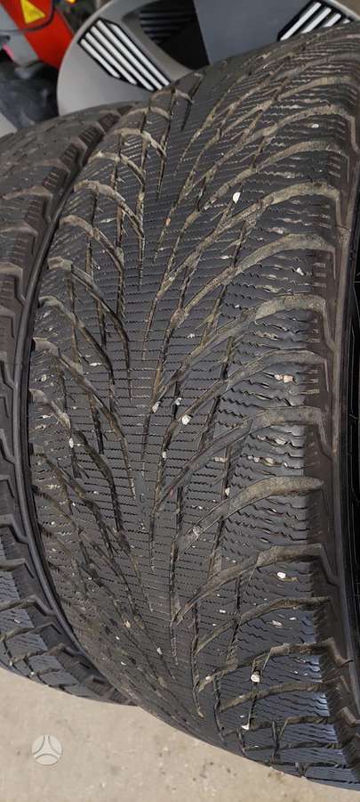 Nokian, зимние 225/45 R19