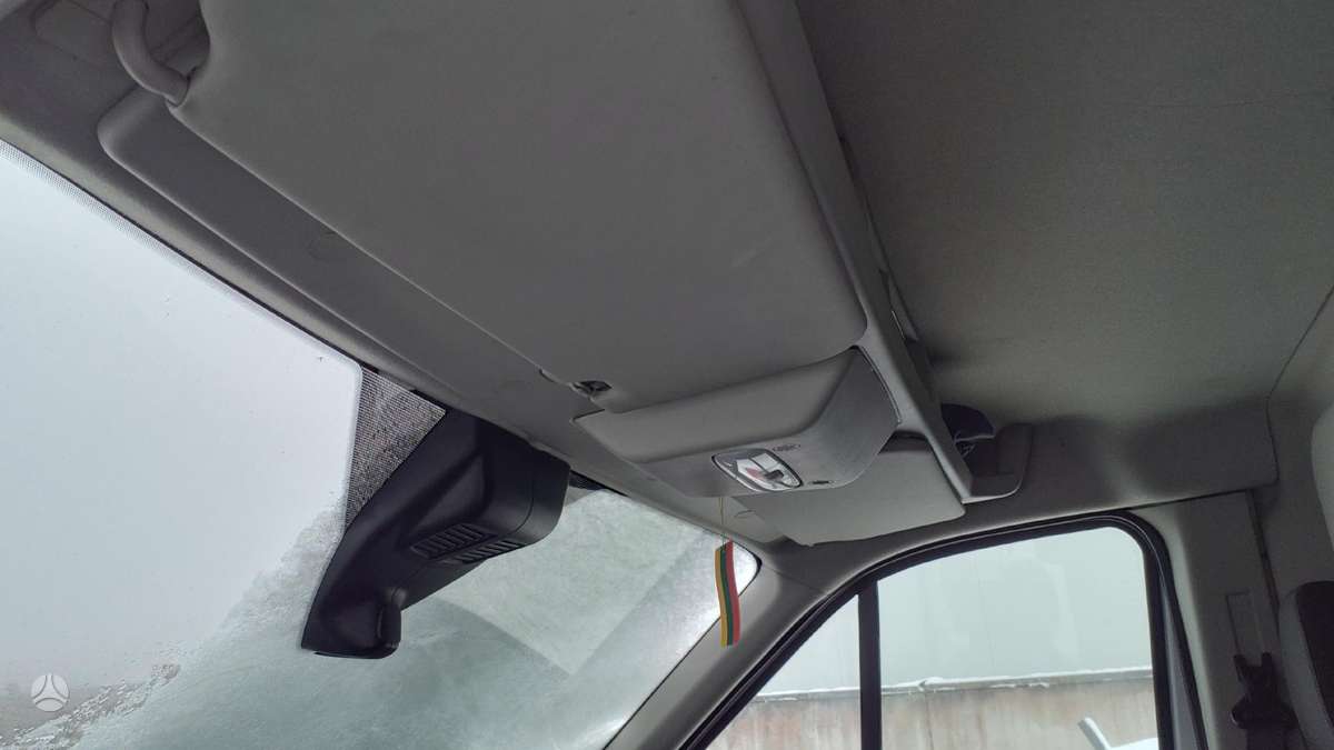 Ford Transit по частям. Variklio kodas c2ra