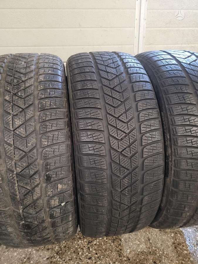 Pirelli Sottozero3, winter 245/45 R19
