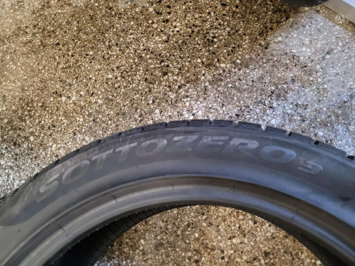 Pirelli Sottozero3, winter 245/45 R19