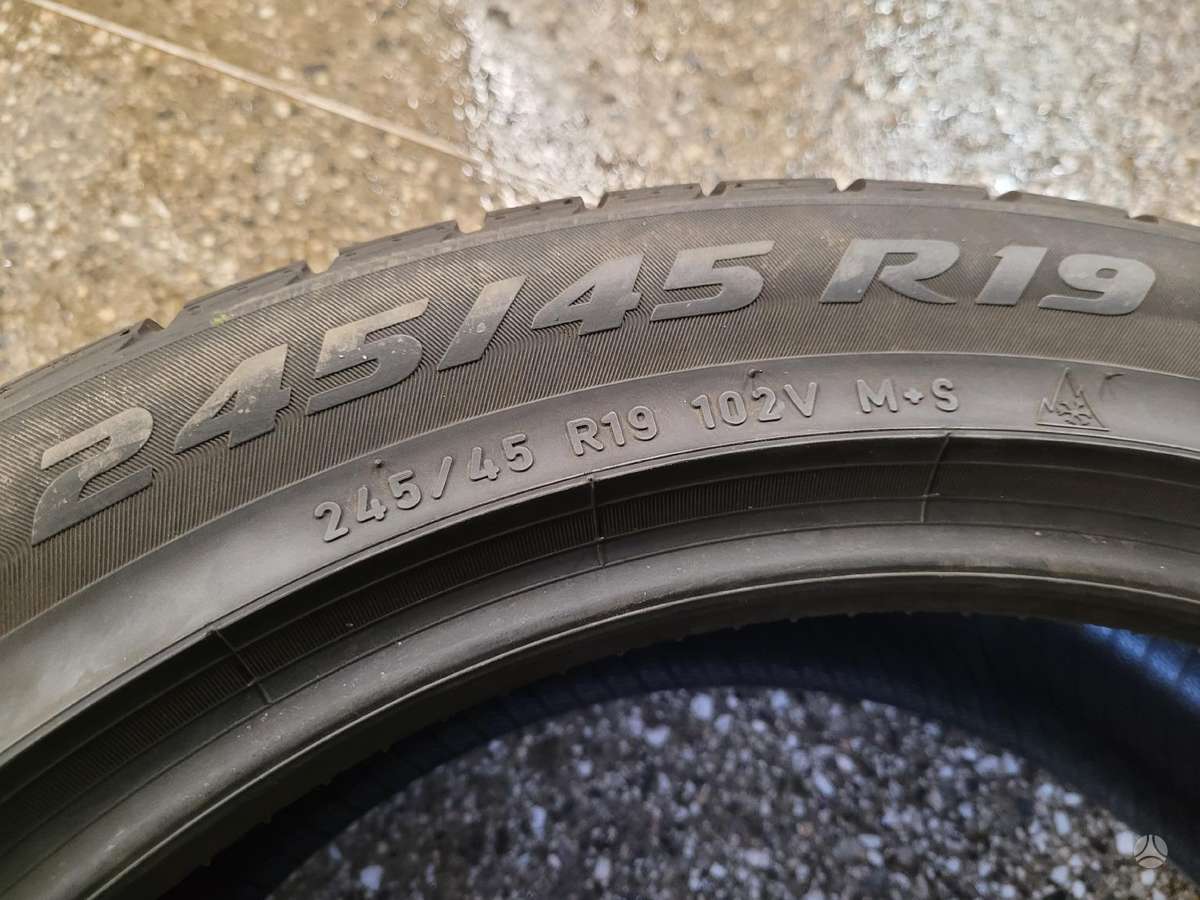 Pirelli Sottozero3, winter 245/45 R19