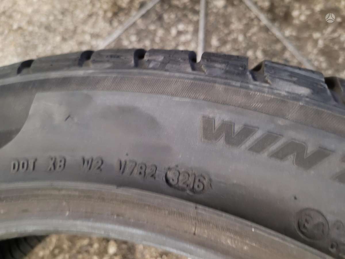 Pirelli Sottozero3, winter 245/45 R19