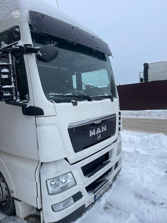 MAN TGX, double sleeper