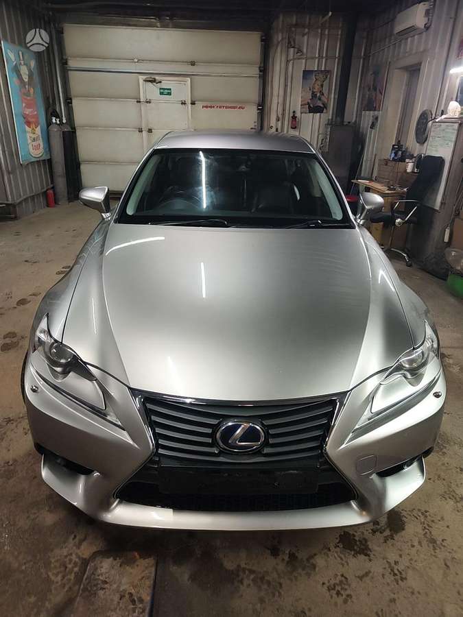 Lexus IS 300h