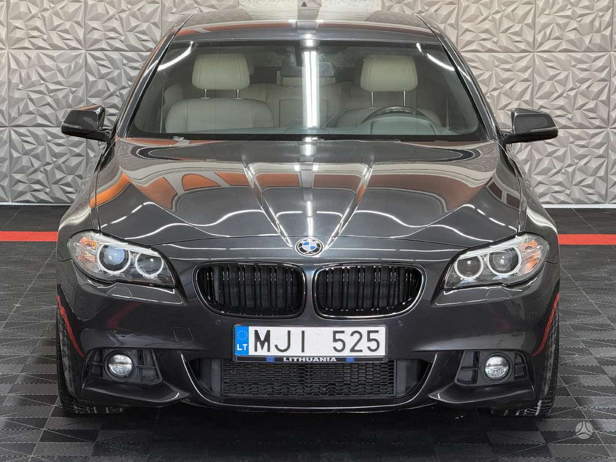 BMW 525, 2.0 l., Седан