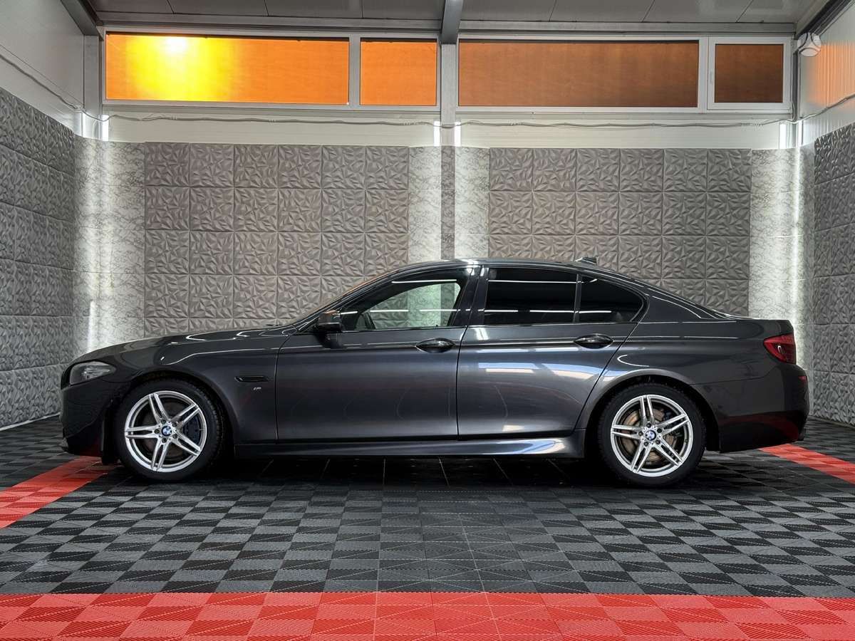 BMW 525, 2.0 l., Седан