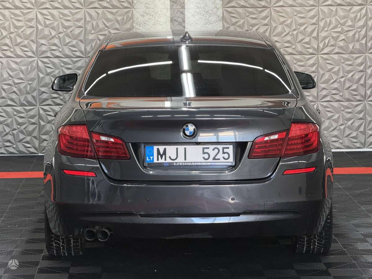 BMW 525, 2.0 l., Седан